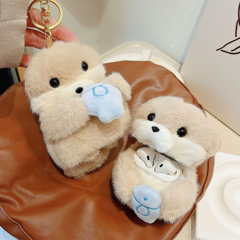 AirPods Pro 3 Плюшен карикатурен защитен калъф — портативен дизайн, плюшена материя, съвместим с Apple