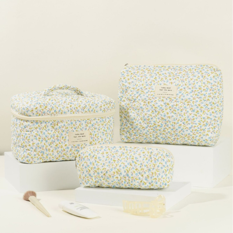 Kozmetička torba s quiltovanjem i cvjetnim uzorkom – velika kapaciteta, pamuk materijal, podstava poliester, ultralagana, proširiva, za žene