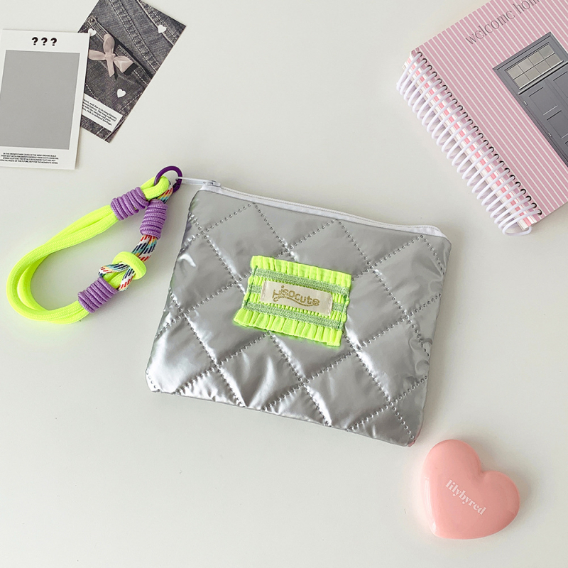 HISOCUTE kozmetikai táska masni-szíves mintával, nagy kapacitású clutch, poliészter anyag, cipzáras zárás, hordozható, uniszex