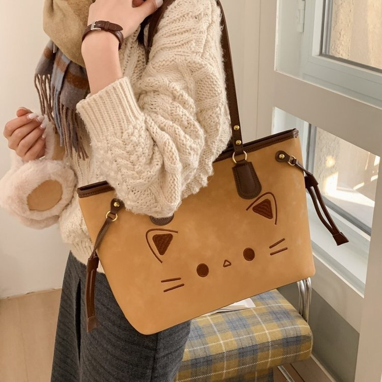 Taška cez rameno typu tote s motívom mačky, PU materiál, kapacita do 20 l, zakrivený popruh, unisex