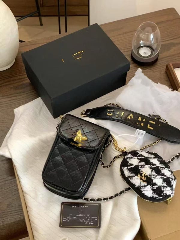 Torbica za telefon od PU kože, zaključavanje, vertikalni kvadratni oblik, gradska jednostavnost