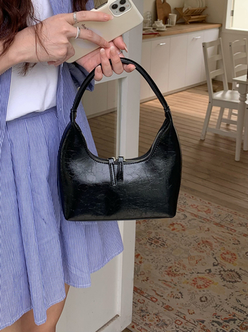 Taška do podpazušia PU, mestský štýl, zapínanie na zips, vnútorná kapsa so zipsom a vrecko na kartu, First Moai, leto 2023