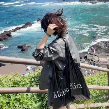 Set tašiek Tote z nylonu, mestský minimalistický štýl, vertikálny štvorcový tvar, otvorený horný, podšívka z polyesteru