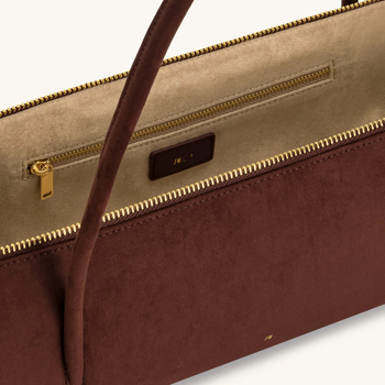 JW Velvet baguette taška, cylindrický tvar, zipsové otvorenie, podšívka z polyesteru, vnútorné vrecká (zips a kapsa na telefón), dvojité ramenné popruhy