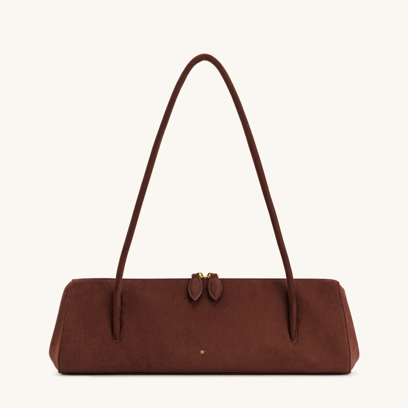 JW Velvet baguette taška, cylindrický tvar, zipsové otvorenie, podšívka z polyesteru, vnútorné vrecká (zips a kapsa na telefón), dvojité ramenné popruhy