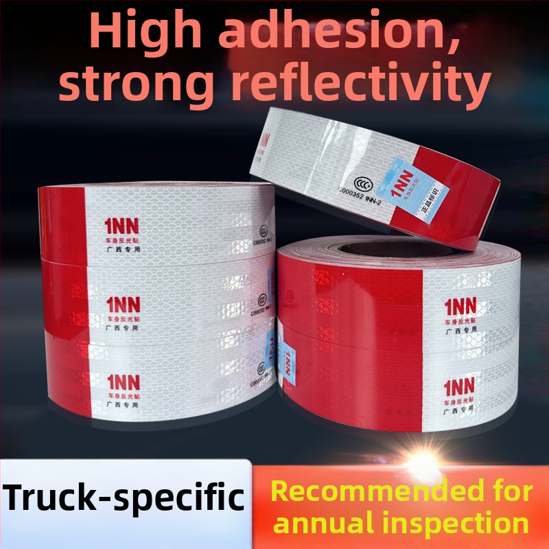 Odrazová výstražná nálepka na nákladné vozidlo - samolepiaca, prispôsobiteľná, materiál: nálepka