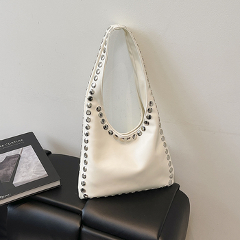 Geantă bucket din PU pentru subraț, închidere magnetică, căptușeală din poliester, buzunar interior cu fermoar