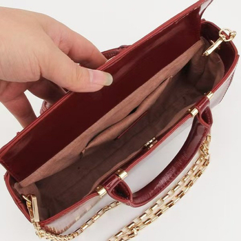 PU bőrű crossbody táska, utcai stílus, vízszintes négyszögletes forma, belső cipzáras zseb, 2025 tavasza