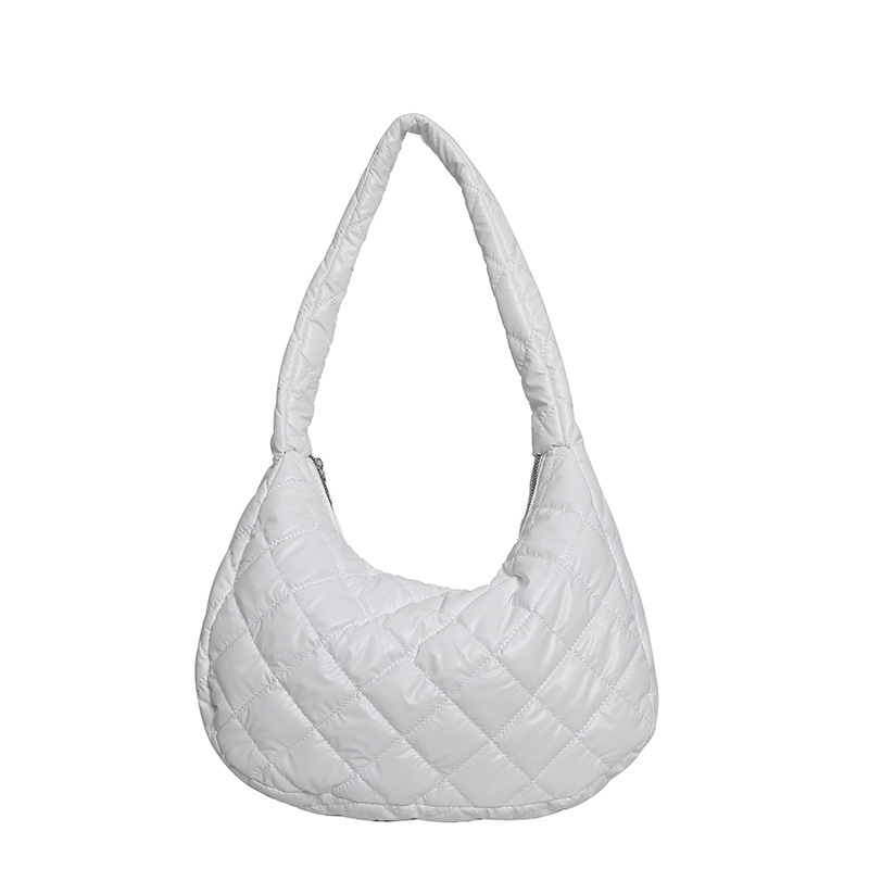Női quiltelt nylon válltáska, városi minimalist stílus, vízszintes négyszögletes forma, cipzáras záródás, egy vállpánt