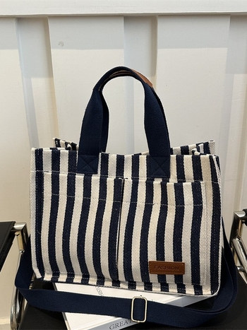 Prúžkovaná plátená taška, ulicový štýl, magnetické zapínanie, horizontálny štvorcový tvar, vnútorná kapsa na telefón