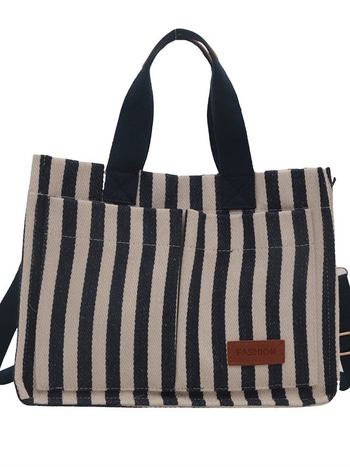 Prúžkovaná plátená taška, ulicový štýl, magnetické zapínanie, horizontálny štvorcový tvar, vnútorná kapsa na telefón