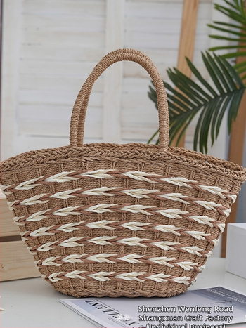 Slamená tote taška, pletený dizajn, zipsové zapínanie, vnútorné vrecká pre telefón a ID, horizontálny štvorcový tvar, mestský štýl