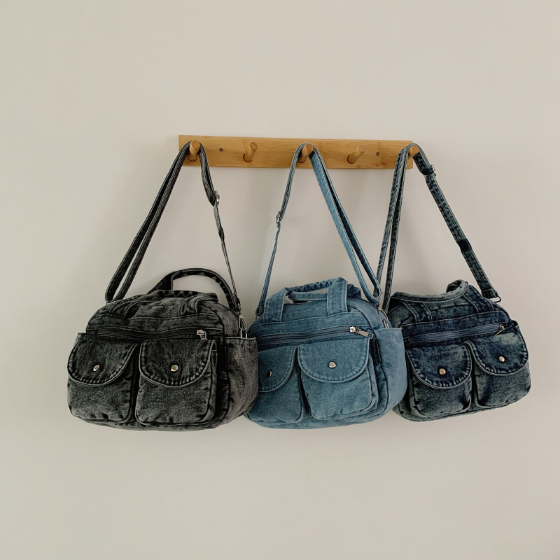 Džínsová crossbody kabelka pre ženy, malý štvorcový štýl (Materiál: Denim; Podšívka: Nylon; Otvorenie: zips; Popruh: jednopruhý; Vnútorné vrecká: telefón, dokumenty, kapsa na zips)