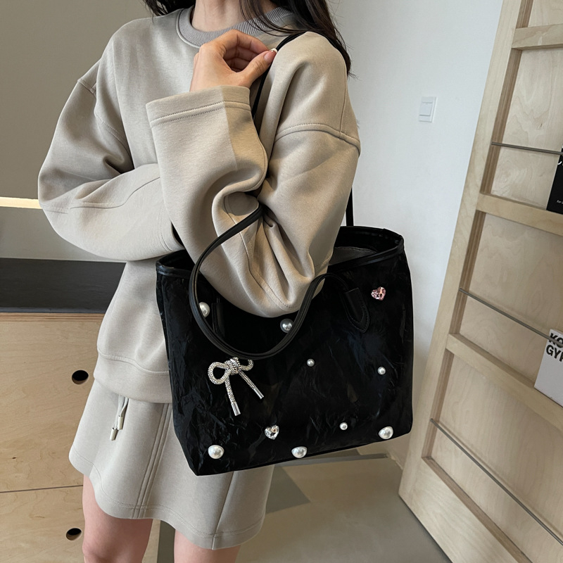 Taška tote s mašľou – PU, vertikálny štvorcový tvar, zips, vrecko na telefón, podšívka z polyesteru a bavlny, letné 2024 vydanie