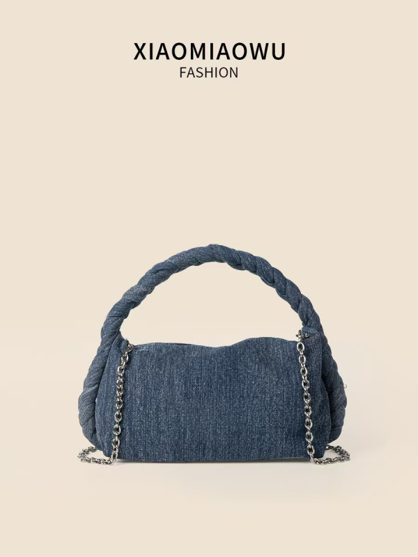 Denim torba za podlakticu s pletenim zavojem — srednja veličina, vodoravni kvadratični oblik, zatvaranje na zip, unutarnja džep s zipom, dvostruke naramenice