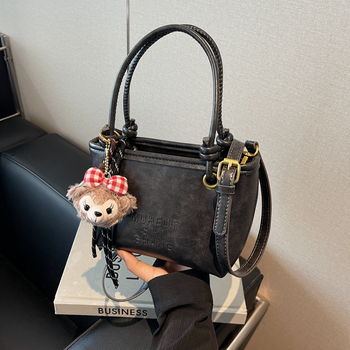 Dámska PU taška typu vedro, malá horizontálna štvorcová, zips, vnútorná priehradka