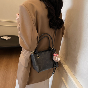 Dámska PU taška typu vedro, malá horizontálna štvorcová, zips, vnútorná priehradka