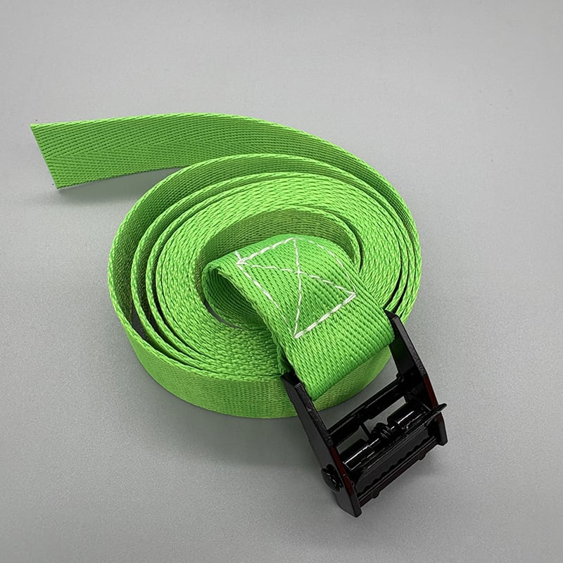 Polipropilenska traka za vezanje – binding tape za balenje tereta i prtljage; Materijal: polipropilen; Vrsta: vezna traka; Nosivost: 200 kg; Prekidna snaga: 200 kg