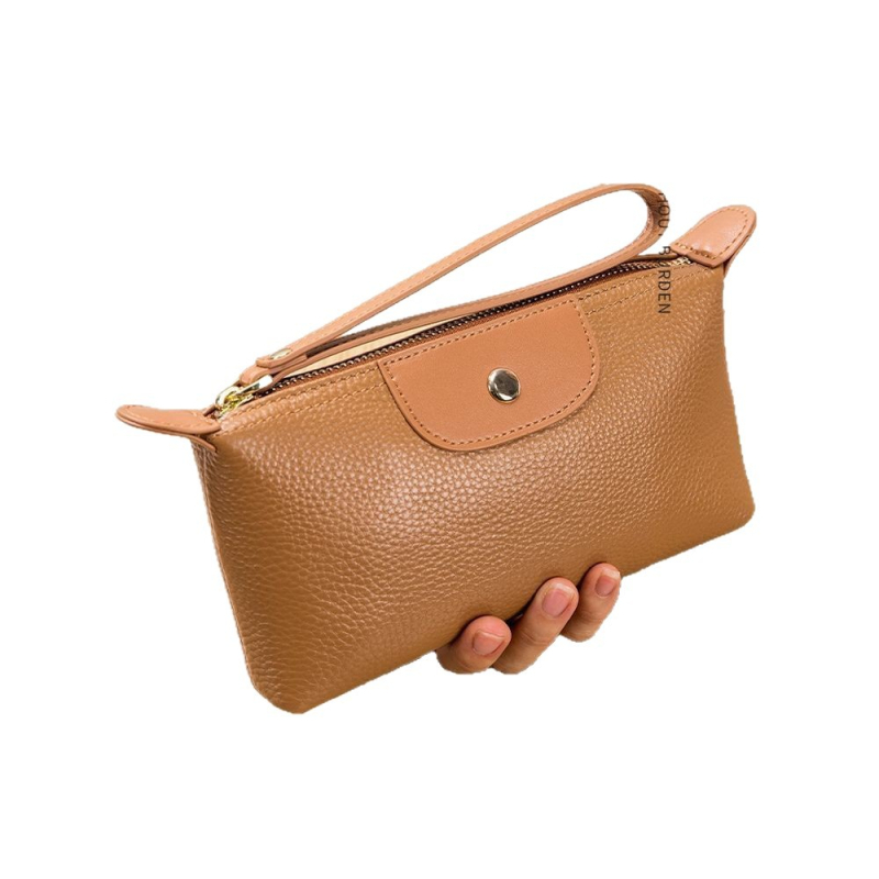 Clutch din PU cu curea la încheietură, exterior tridimensional, închidere cu fermoar, buzunar interior cu fermoar, cu compartiment suplimentar