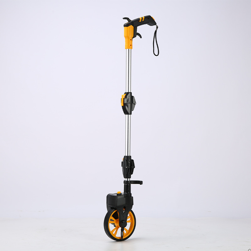 Ručni mehanički daljinomjer s kočnim mehanizmom, domet do 9999 m, točnost 99%, masa 1650 g