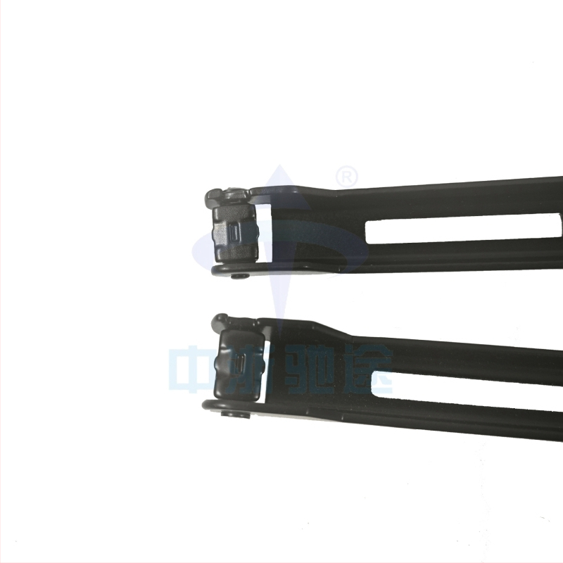 Priekšējais tīrītāja armu Audi A4 B6 - 8E1955407C/8E1955408C, vienas rokas, 90° leņķis, 24V, dzelzs un alumīnijs