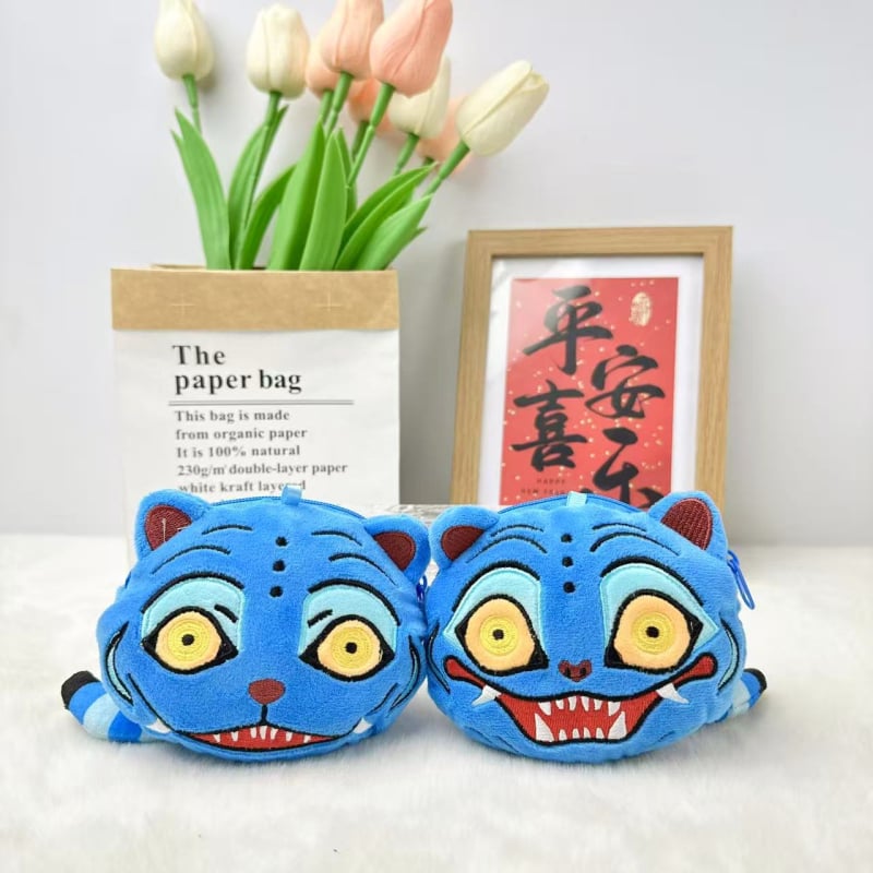 Τίγρης-θεματισμένη κούκλα από βελούδο με θήκη για νομίσματα, θήκη για ακουστικά και μπρελόκ - κοντό βελούδινο ύφασμα, γέμισμα PP βάμβακι, Unisex, παραμετροποιήσιμα δείγματα