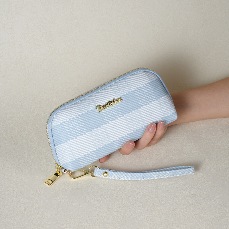 PU bőrhatású clutch táska, shell stílus, cipzárral nyíló, belső zsegek telefonhoz és dokumentumokhoz, poliészter bélés
