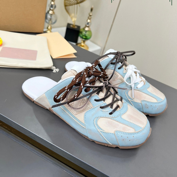 Nothing дамски мюли с закрити пръсти, кожена горна част, гумена подметка, подплата от овча кожа