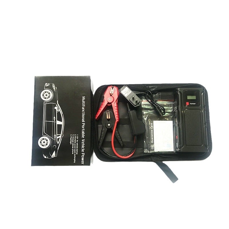 12V autózáró akkumulátor kijelzővel, vészindító (jump starter), légpumpa és USB power bank — bemenet 220V, kimenet USB 5V, CE tanúsítvány