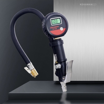 KM-1207 manometar tlaka u gumama, elektronički digitalni zaslon s pozadinskim osvjetljenjem, rezolucija 0,01 bar, raspon 0–15 BAR