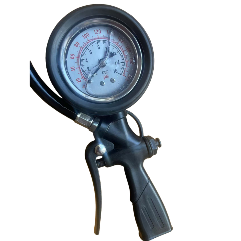 Pištolj za nadimanje guma s analognim mjeračem tlaka, raspon 0–230 psi, prikazuje psi/bar, plastično tijelo, točnost ±1 psi, marka Nothing