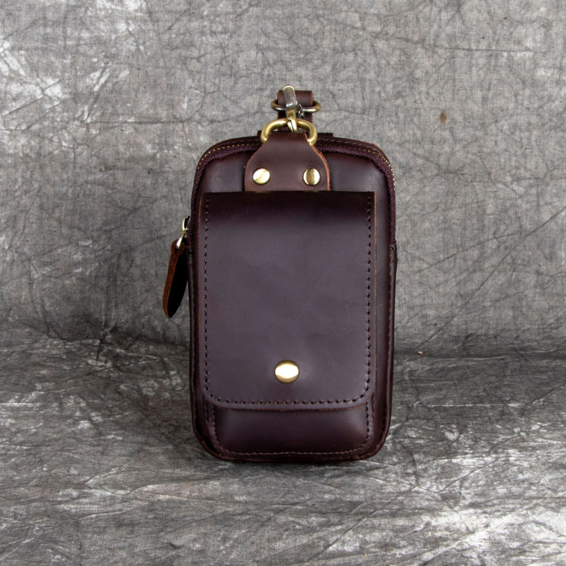 Férfi derékpántos bőrtáska – első réteg marhabőrből, kopásálló kialakítás, belső poliészter-pamut bélés, márka Matt