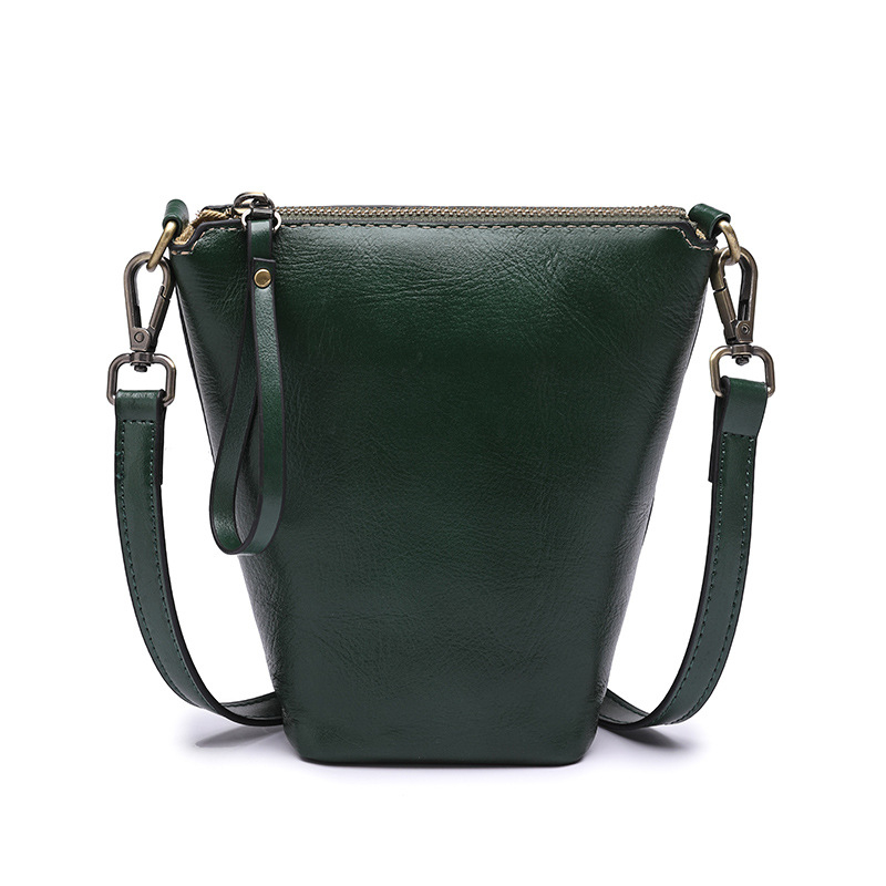 Geantă de damă din piele naturală, crossbody, formă verticală pătrată, cu buzunar pentru telefon și fermoar