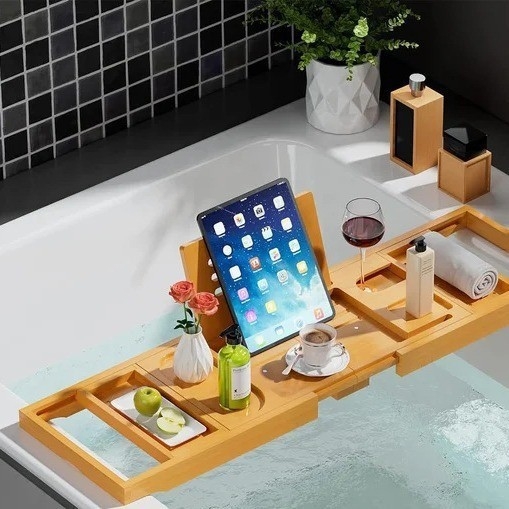 Drveni proširivi držač za kupaonicu s prostorom za pohranu; površina premazana sprejem; model p-4582; materijal 18328127424; jednodijelni dizajn