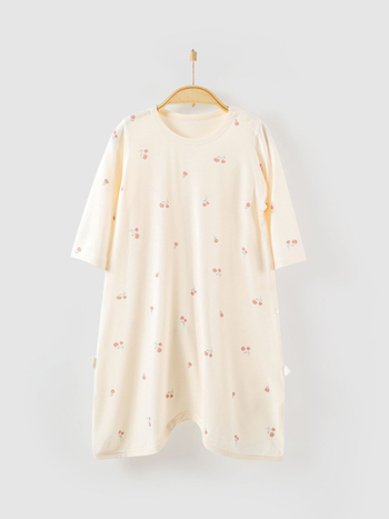 Dječje ljetno modalno pidžama u jednom komadu – unisex, tkanina koja odvaja vlagu, nježna obrada, motiv životinja/crtić