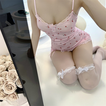 Sexy noćna haljina s naramenicama i uklonjivim jastučićima za prsa • Modal tkanina • 70–80% Modal • Težina tkanine 161–180 g/m2 • Stil Sling