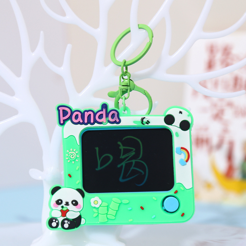 Kljucni lančić Panda Grafiti – PVC Mekani Materijal – Crtani Stil – Yin Zhe Marka – Poklon