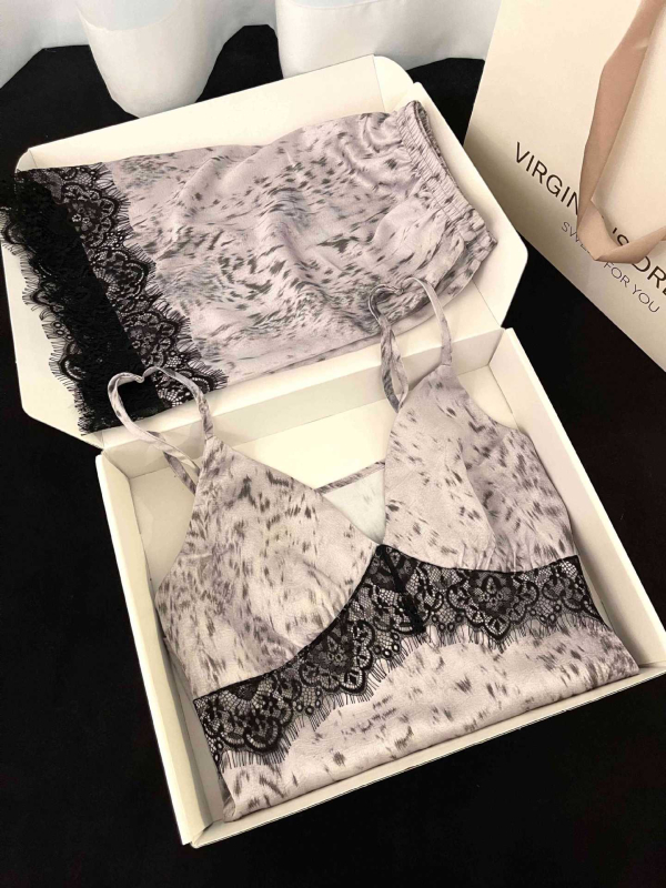 Pidzama set s leopard printom, top bez ramena i kratke hlače, ljetni model, velika veličina