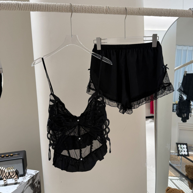 Pizama set s Ice Silk, 95–100% poliester, V izrez, bez rukava, kratke hlače