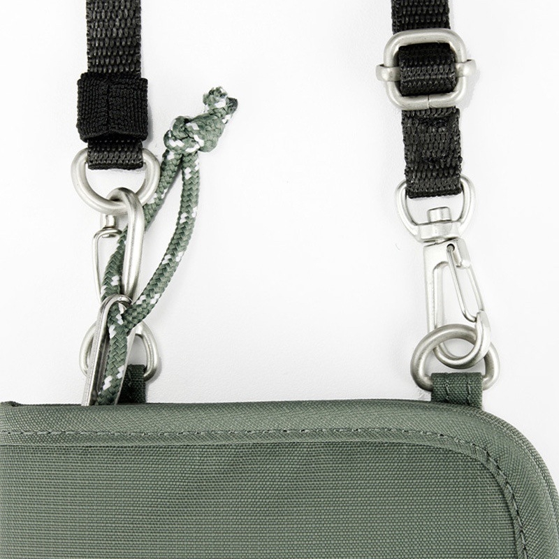 Nylonová RFID cestovná peňaženka na pas, s crossbody popruhom a viacerými vreckami