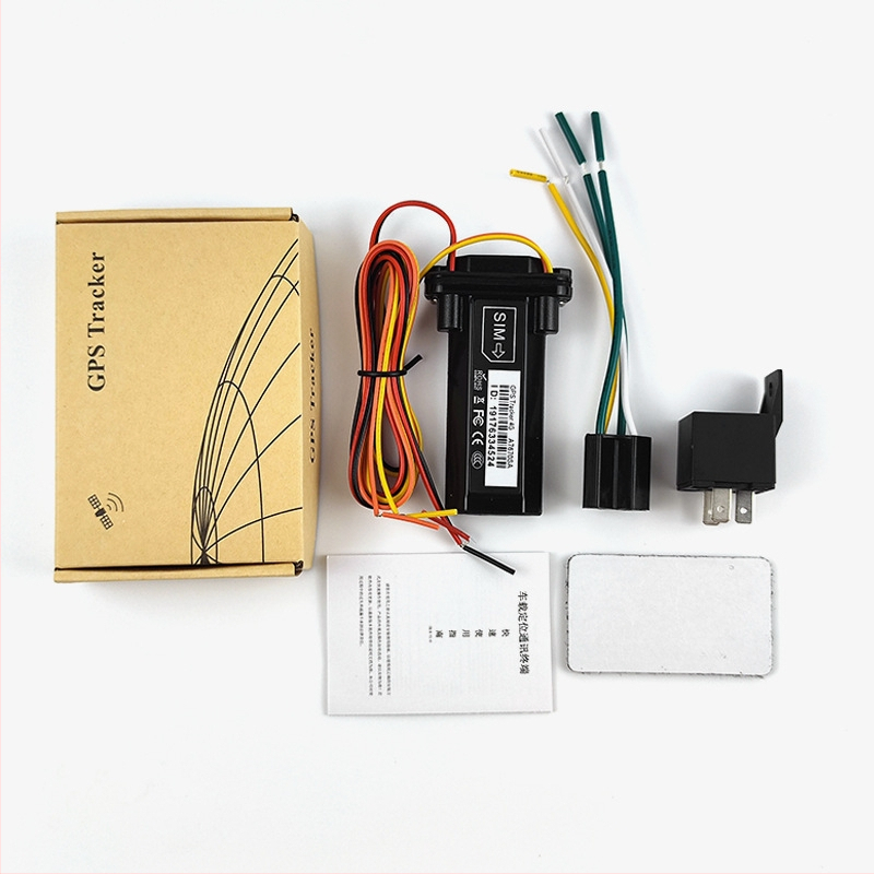 GT02A kabelski GPS tracker za vozila — IP67 vodootporan, Beidou satelitski lokator, točnost 1–10 m, 3 h baterija, alarmi: vibracije, prekid napajanja, SOS, mobilni alarm, geofence, prekoračenje brzine.