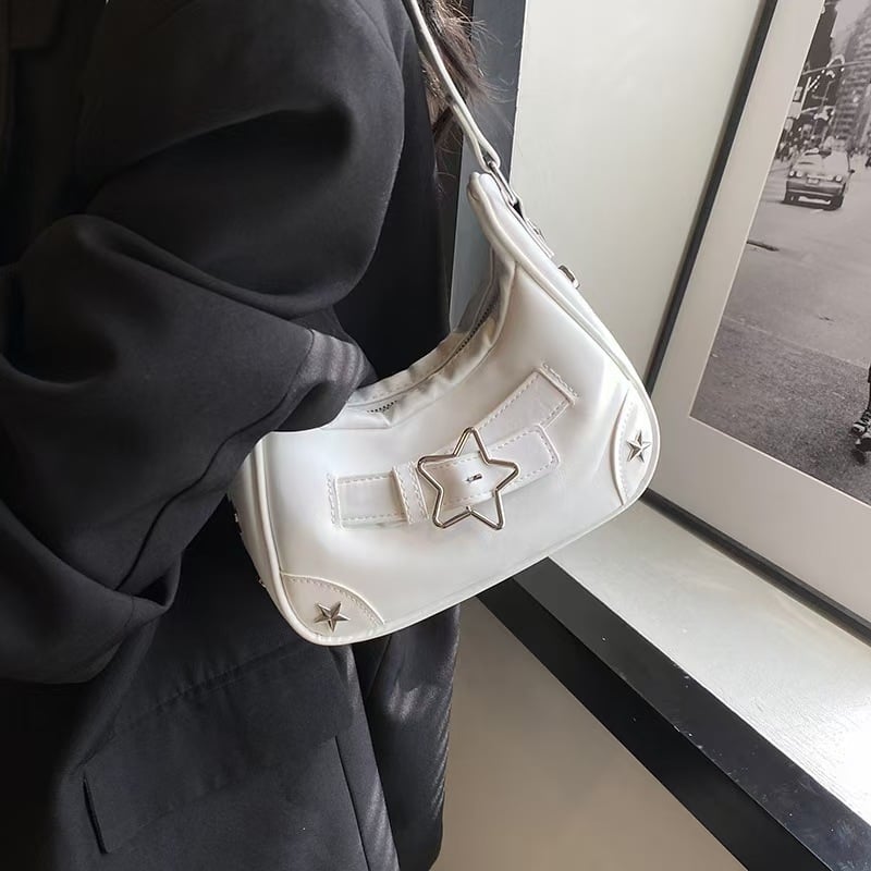 PU torba za preko ramena, knedla oblikov, zatvaranje zipom, unutarnji džepovi: zip džep, džep za telefon, džep za ID