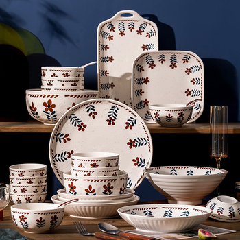 Japanski stil keramički set zdjela i tanjura s cvjetnim uzorkom i podglazurnom površinom, pogodan za mikrovalnu pećnicu