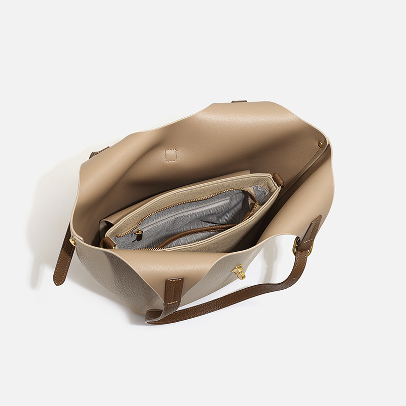 Ženska torbica od prave kože – torba tip bucket, horizontalni četverokutni oblik, zaključavanje, poliester podstava