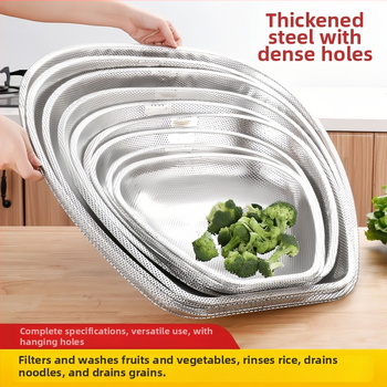 Nerūdijančio plieno kolanderis su tankiomis skylutėmis, skirtas daržovėms ir vaisiams plauti, virtuvė