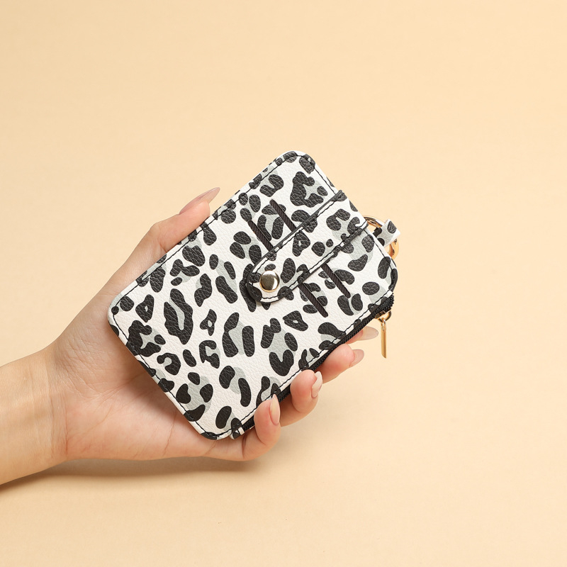 Portcard din PU, imprimeu leopard și buzunar cu fermoar pentru monede — Unisex, căptușeală poliester, lansare toamnă 2025