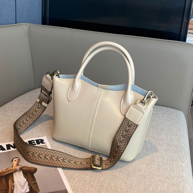 Ženska Tote torba – prirodna koža, ulični stil, zatvarač, unutarnji džep sa zatvaračem i džep za telefon, dvije naramenice