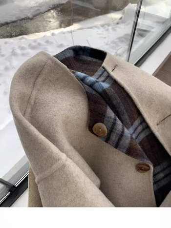 Дамско палто от вълна, каре шарка, кокон силует, удължена дължина, яка с шал