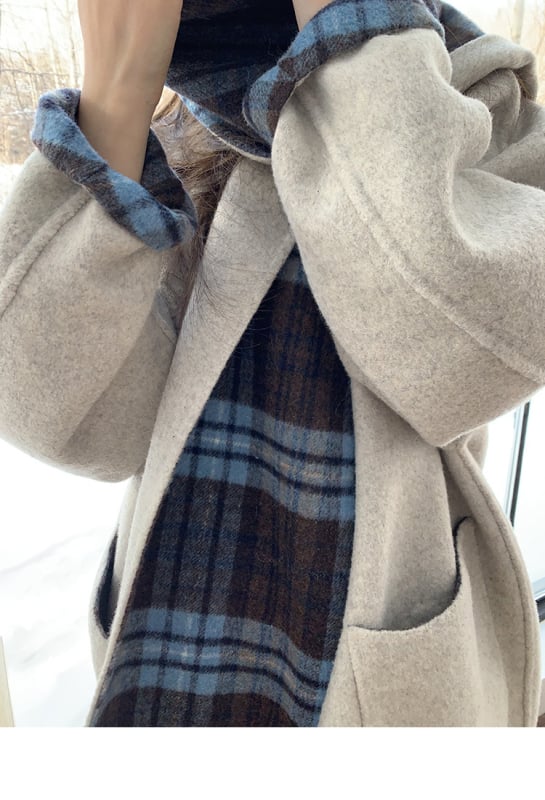 Дамско палто от вълна, каре шарка, кокон силует, удължена дължина, яка с шал