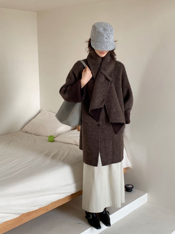 Ženski vuneni kaput srednje duljine sa šalom i ovratnikom, debeli kroj, Raglan rukavi, jednostruko kopčanje, korejski stil, jesen-zima 2025